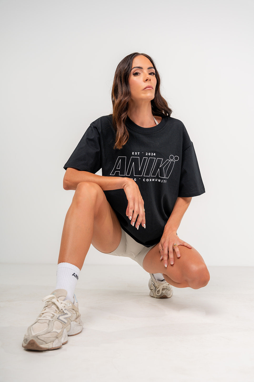 ANIKÏ Training Community Tee